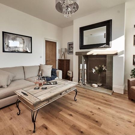 Pendle-Walking-3 Bed- Exec Contractor & Long Stay! Colne  Buitenkant foto